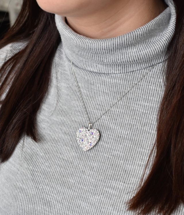 Stříbrný přívěsek s krystaly Swarovski ab efekt srdce 34243.2