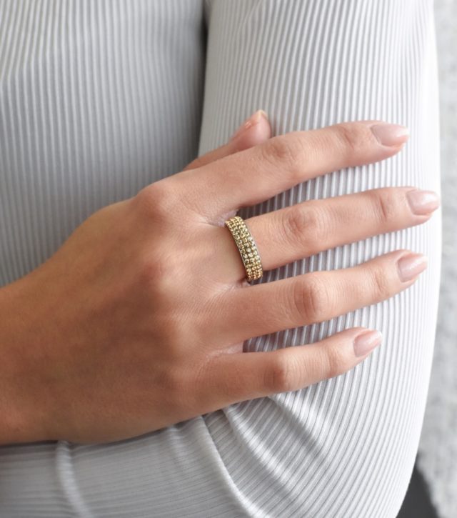 Stříbrný prsten s krystaly Swarovski zlatý 35001.5