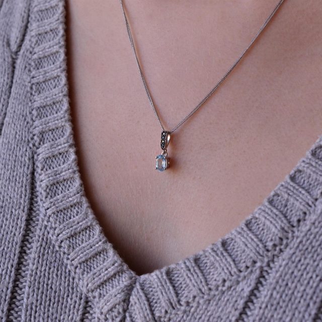 Stříbrný náhrdelník luxusní s pravými kameny modrý 12082.3 london nano